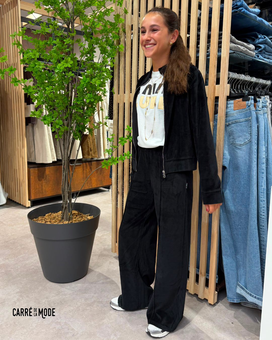 LOOK FILLE